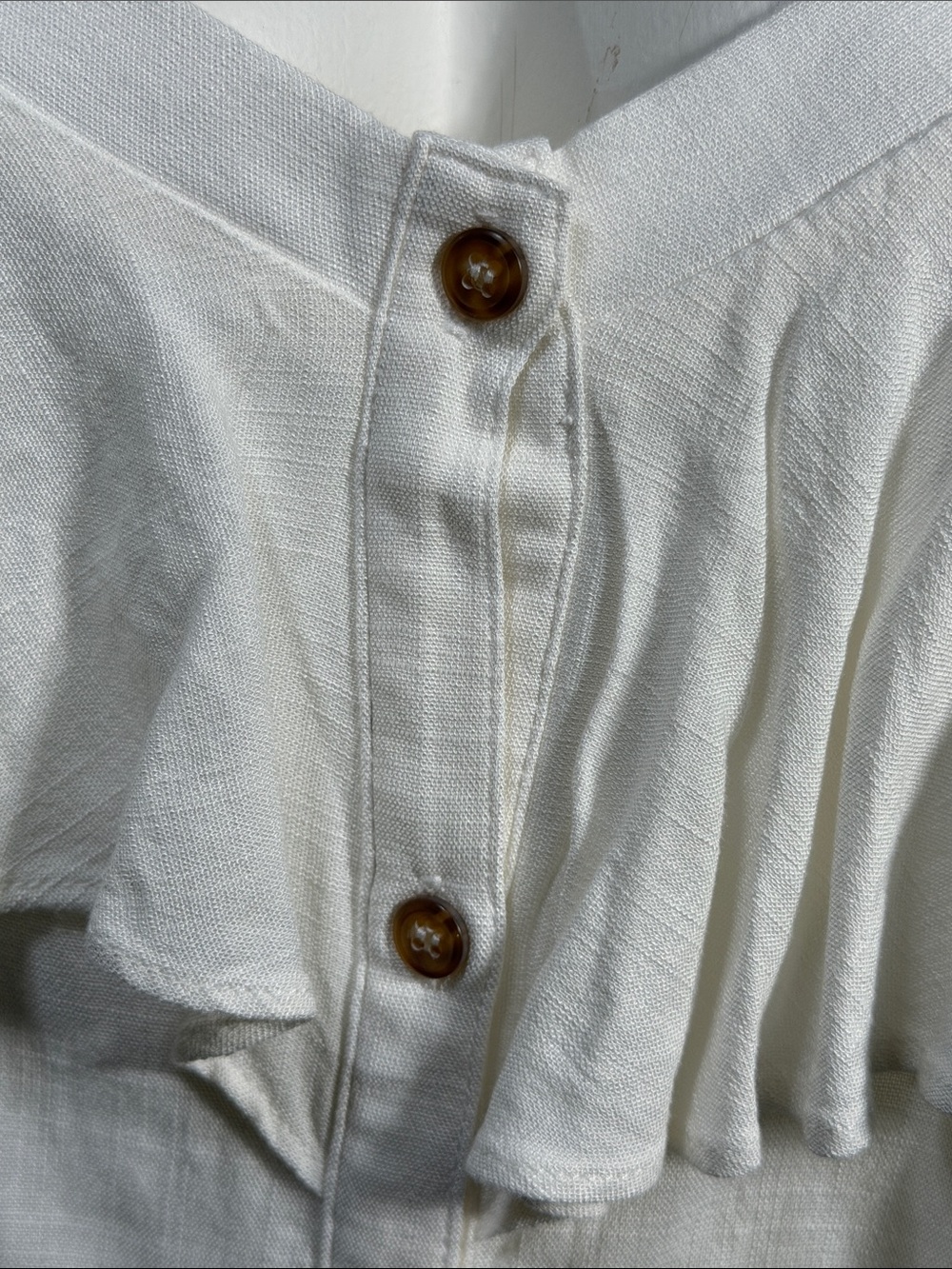 Moa Moa White Ruffle Button-Front Camisole (r15) - Picture 4 of 7